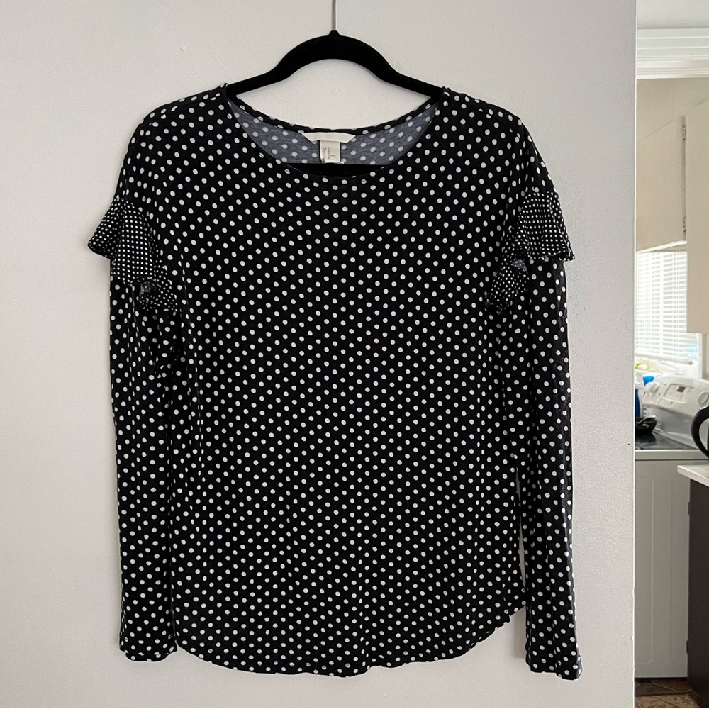 H&M polka dot long sleeved shirt with ruffled sleeves
